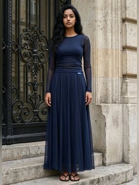 Adrianna Papell Evening Essentials Maxi Black Chiffon Over Navy Skirt 12 EUC